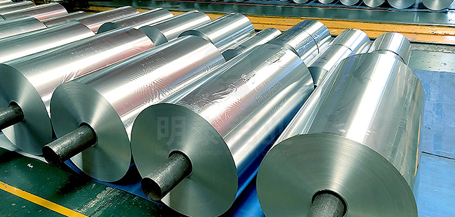 “安全、衛(wèi)生、環(huán)保”8011鋁箔餐盒料墊付傳統(tǒng)一次性餐盒